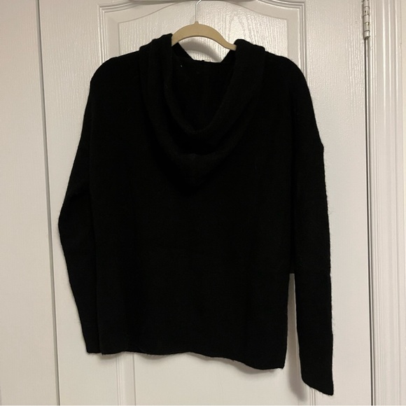 Aritzia Babaton Morrison Hoodie | Black - Picture 5 of 6